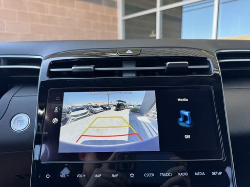 Used 2023 Hyundai Santa Cruz SEL Premium image 24