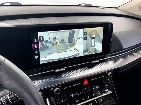 Used 2022 Kia Carnival SX Prestige image 30