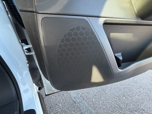 Certified 2025 Nissan Pathfinder SV image 27