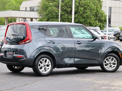 Used 2020 Kia Soul S FWD image 10