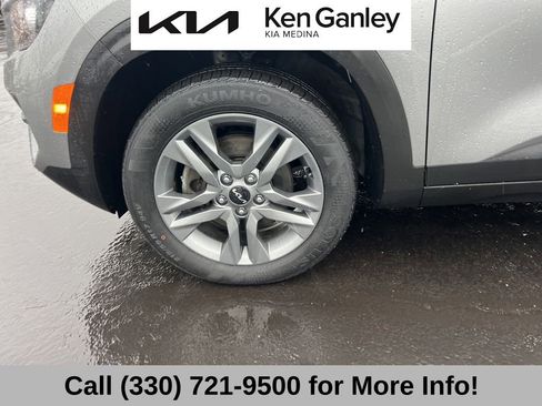 Certified 2023 Kia Seltos LX image 17