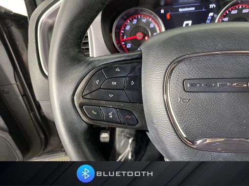 Used 2020 Dodge Charger SXT RWD image 21