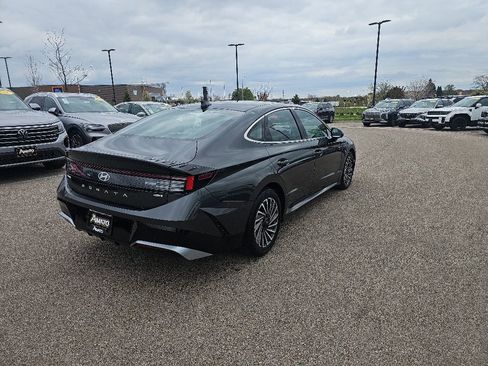 Used 2025 Hyundai Sonata SEL FWD image 5