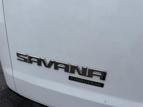 Used 2013 GMC Savana 2500 RWD image 38