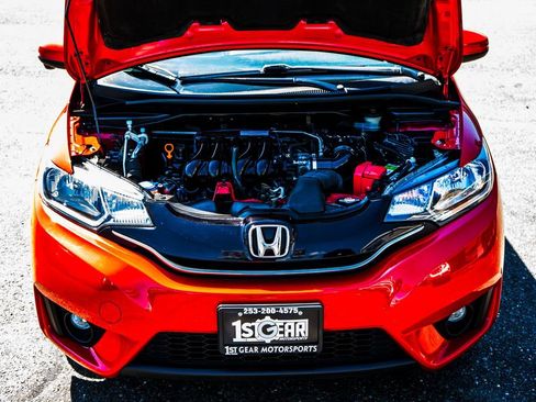 Used 2016 Honda Fit EX image 33