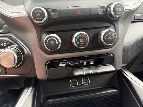 Used 2021 RAM 1500 Big Horn AWD/4WD image 17