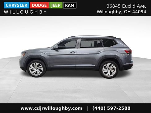 Used 2021 Volkswagen Atlas SE w/ Panoramic Sunroof Package AWD/4WD image 6