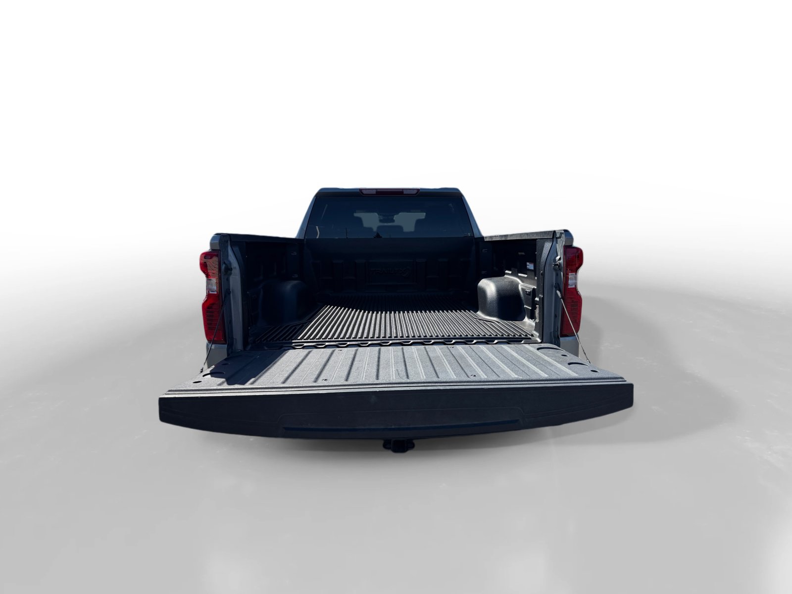 Used 2025 Chevrolet Silverado 1500 LT RWD image 17