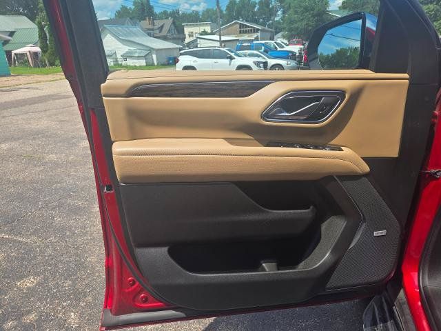 Used 2023 Chevrolet Tahoe Premier AWD/4WD image 23