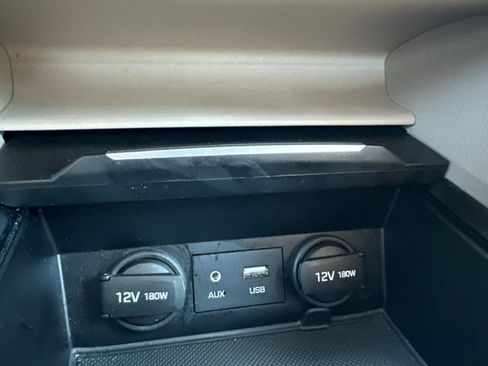 Used 2017 Hyundai Elantra SE w/ SE A/T Tech Package 03 FWD image 35