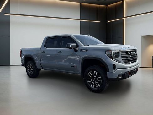 Used 2024 GMC Sierra 1500 AT4 w/ Technology Package AWD/4WD image 8