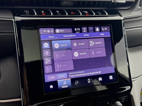 New 2025 Jeep Grand Cherokee Altitude image 35