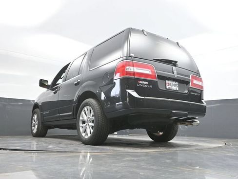 Used 2013 Lincoln Navigator 4WD w/ HD Trailer Tow Pkg image 50