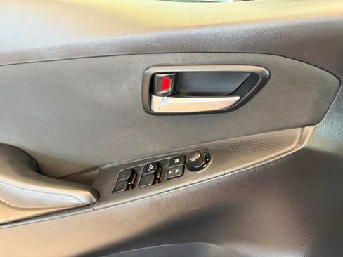 Used 2017 Toyota Yaris iA image 18