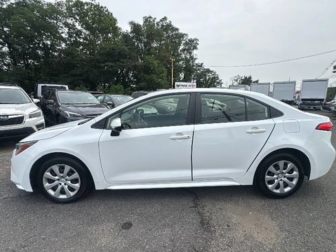 Used 2023 Toyota Corolla LE FWD image 8