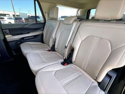 Used 2024 Ford Expedition Max Limited image 19