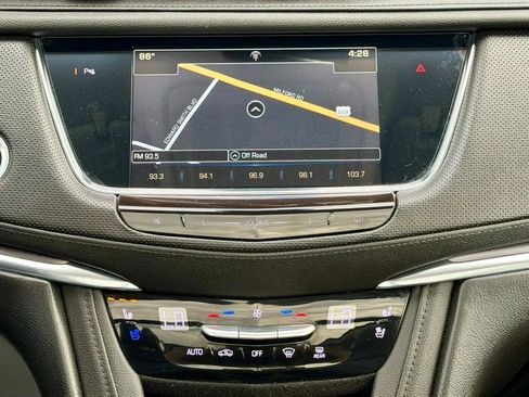 Used 2017 Cadillac XT5 Premium Luxury AWD/4WD image 23