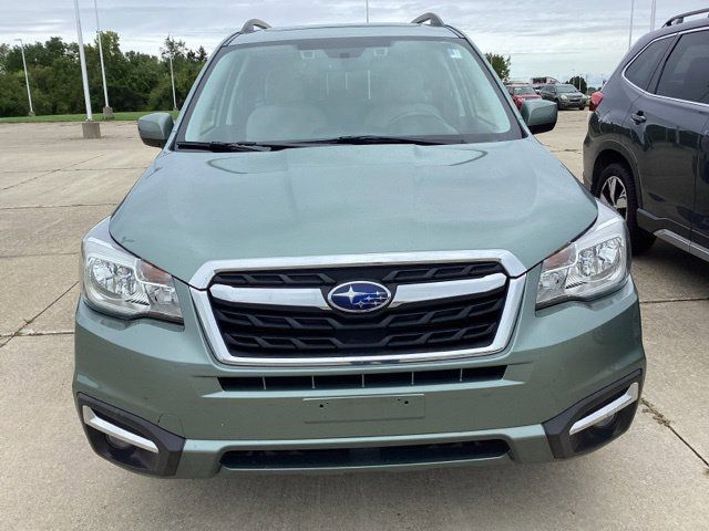 Used 2017 Subaru Forester 2.5i Premium AWD/4WD image 2