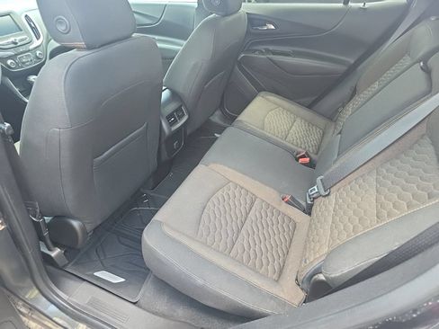 Used 2018 Chevrolet Equinox LT AWD/4WD image 8