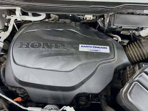 Used 2019 Honda Passport Sport image 39