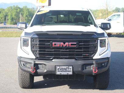Used 2024 GMC Sierra 1500 AT4X