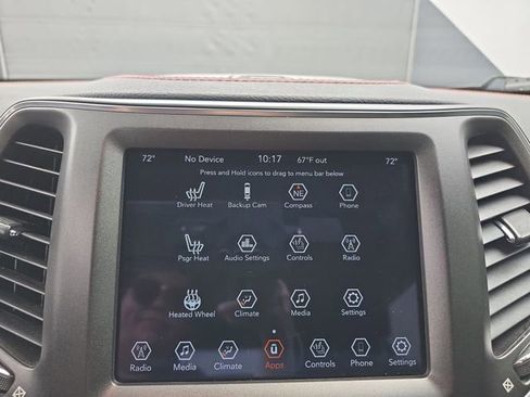 Used 2020 Jeep Cherokee Trailhawk w/ Cold Weather Group image 33