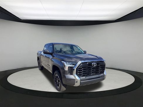 Used 2022 Toyota Tundra SR5 w/ TRD Off-Road Premium Package AWD/4WD image 2