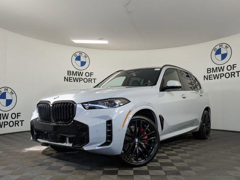 New 2026 BMW X5 xDrive40i w/ M Sport Package image 1