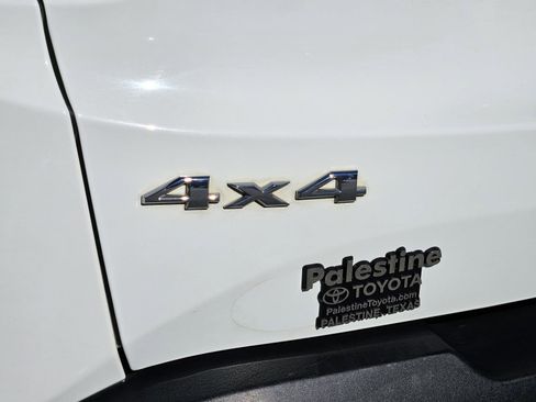 Used 2021 Jeep Renegade Latitude image 7