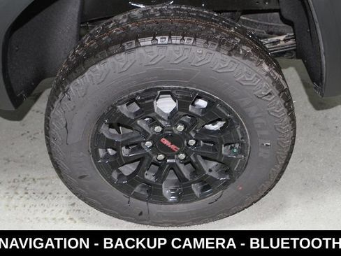 New 2026 GMC Canyon Elevation w/ Convenience Package RWD image 11