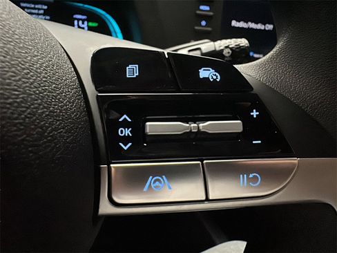 New 2026 Hyundai Elantra Blue image 21