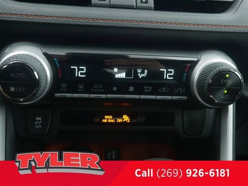 Used 2024 Toyota RAV4 Adventure image 44