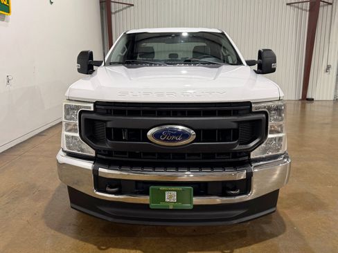 Used 2020 Ford F250 XL w/ Power Equipment Group image 2
