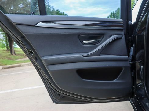 Used 2016 BMW 528i Sedan image 12