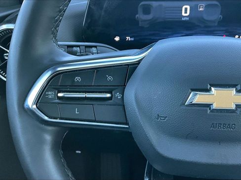 Certified 2025 Chevrolet Equinox LT w/ Convenience Package II image 9