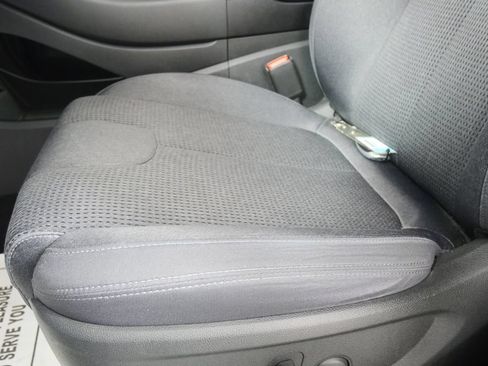 Used 2022 Hyundai Santa Fe SEL w/ Convenience Package FWD image 8