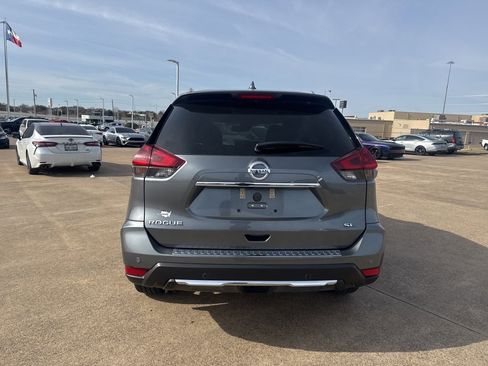 Used 2020 Nissan Rogue SL image 6