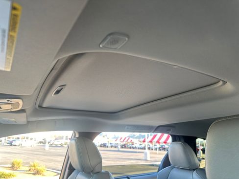 New 2026 Toyota Sienna XLE image 24