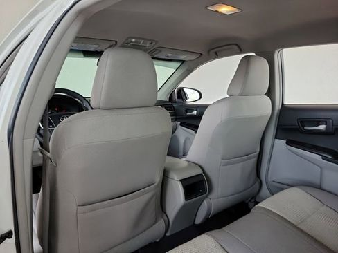 Used 2012 Toyota Camry LE image 16