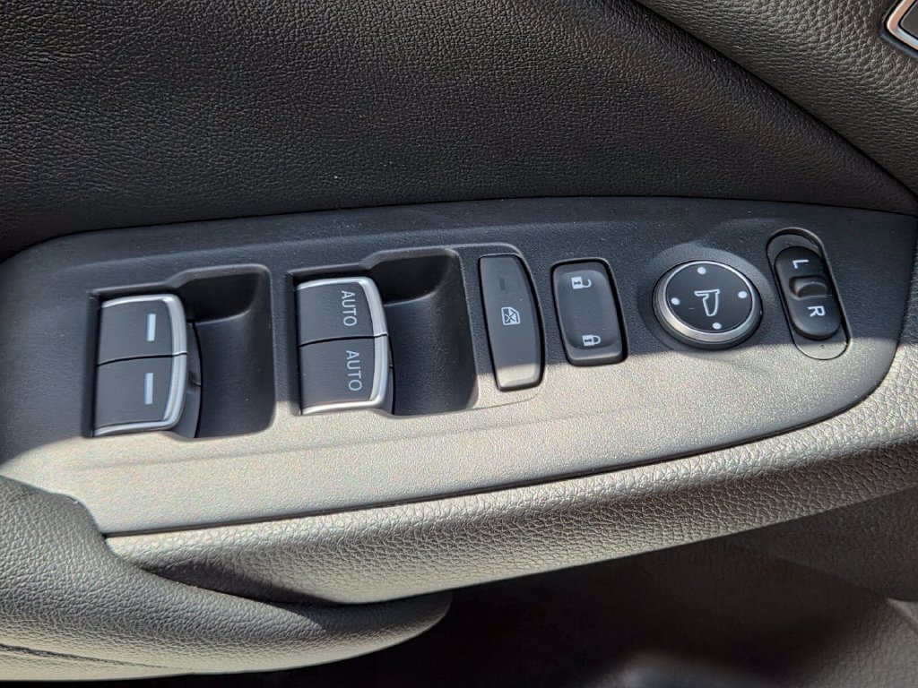 Used 2021 Honda Accord EX-L image 29