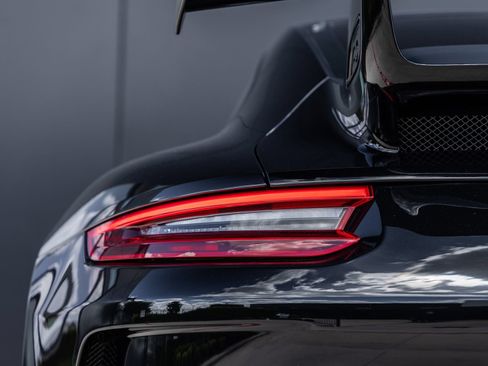 Certified 2018 Porsche 911 GT3 RWD image 16