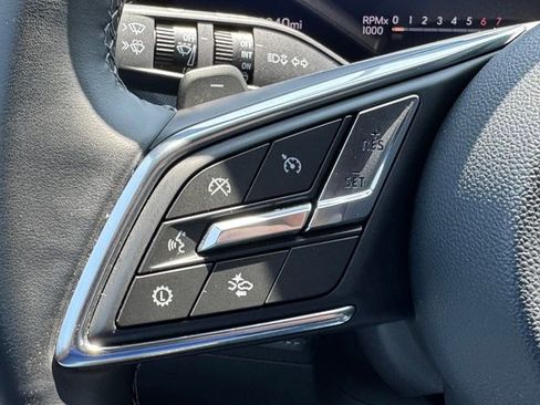 Certified 2025 Buick Enclave Preferred FWD image 21