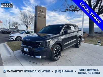Used 2025 Kia Sorento S