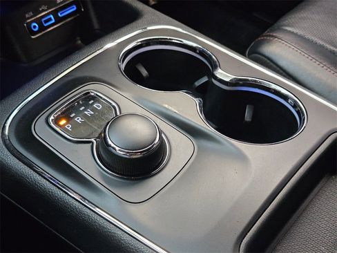 Used 2017 Dodge Durango R/T image 31