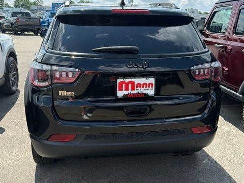Used 2021 Jeep Compass Latitude AWD/4WD image 5
