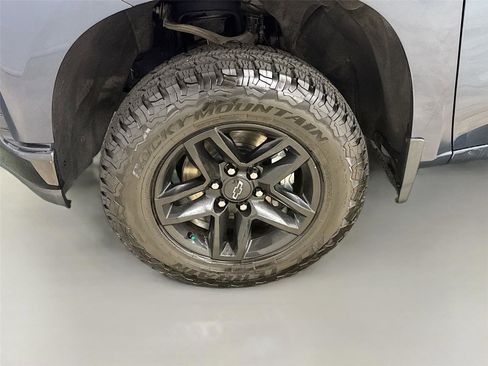 Used 2021 Chevrolet Silverado 1500 LT Trail Boss w/ Convenience Package II AWD/4WD image 30