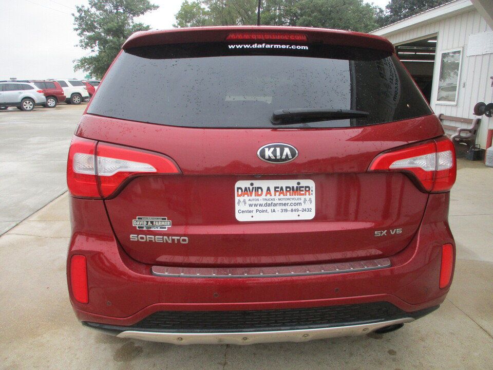 Used 2014 Kia Sorento SX w/ 3rd Row Package AWD/4WD image 15