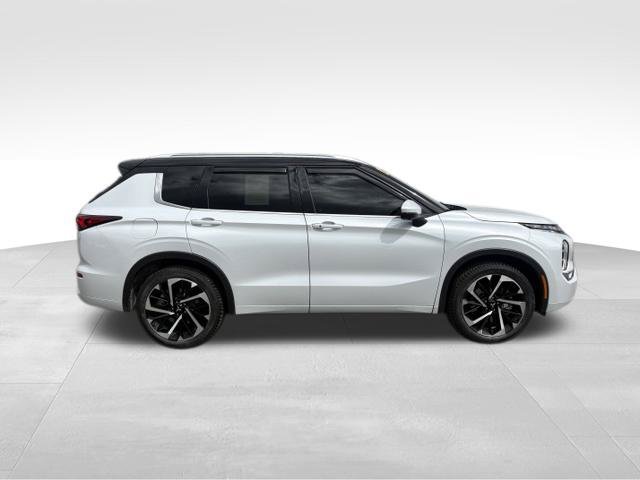 Used 2024 Mitsubishi Outlander SEL AWD/4WD image 9