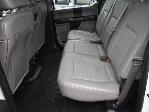 Used 2018 Ford F250 XL w/ Power Equipment Group image 26