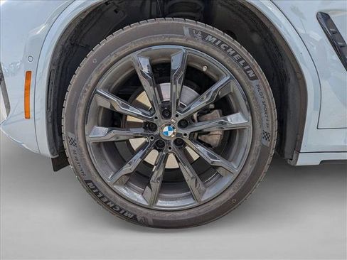 Used 2024 BMW X4 xDrive30i w/ Premium Package AWD/4WD image 16